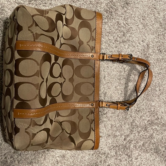 Coach Signature Tote Bag - EUC - Brown and Tan - Picture 4 of 7